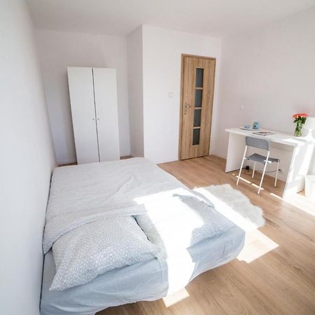 Pokoje We Wrzeszczu - Near Old Town Hotell Gdańsk Eksteriør bilde